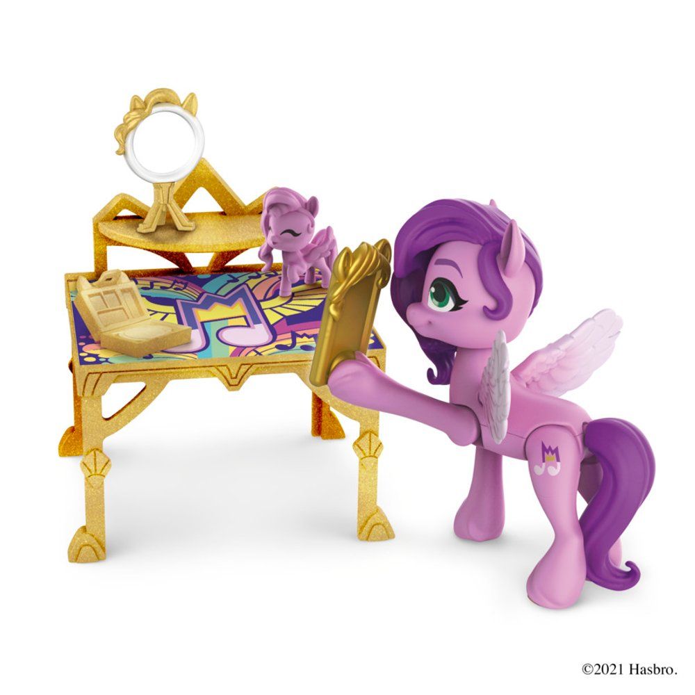 My Little Pony Princess Petals Royal Room Reveal
