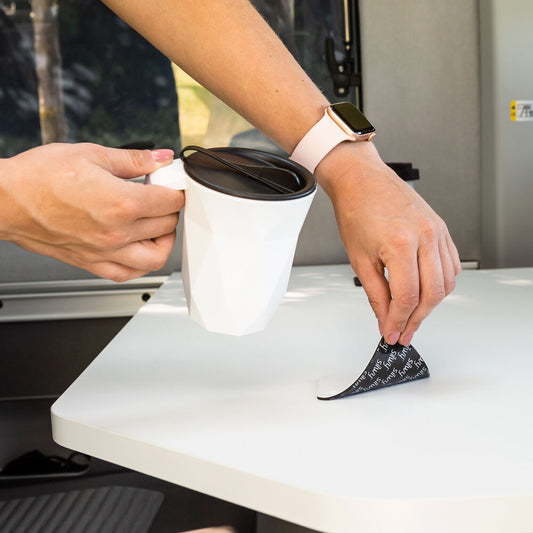 Silwy Magnetisk kaffemugg med lock - High-Tech 35 cl vit